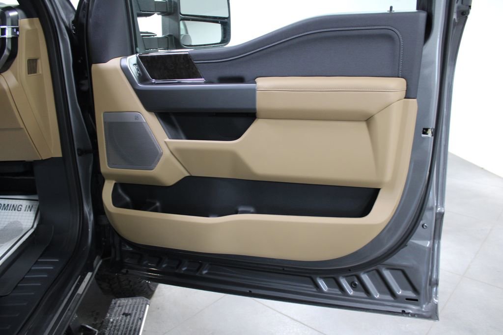 New 2026 Ford F250 Lariat w/ Chrome Package image 33