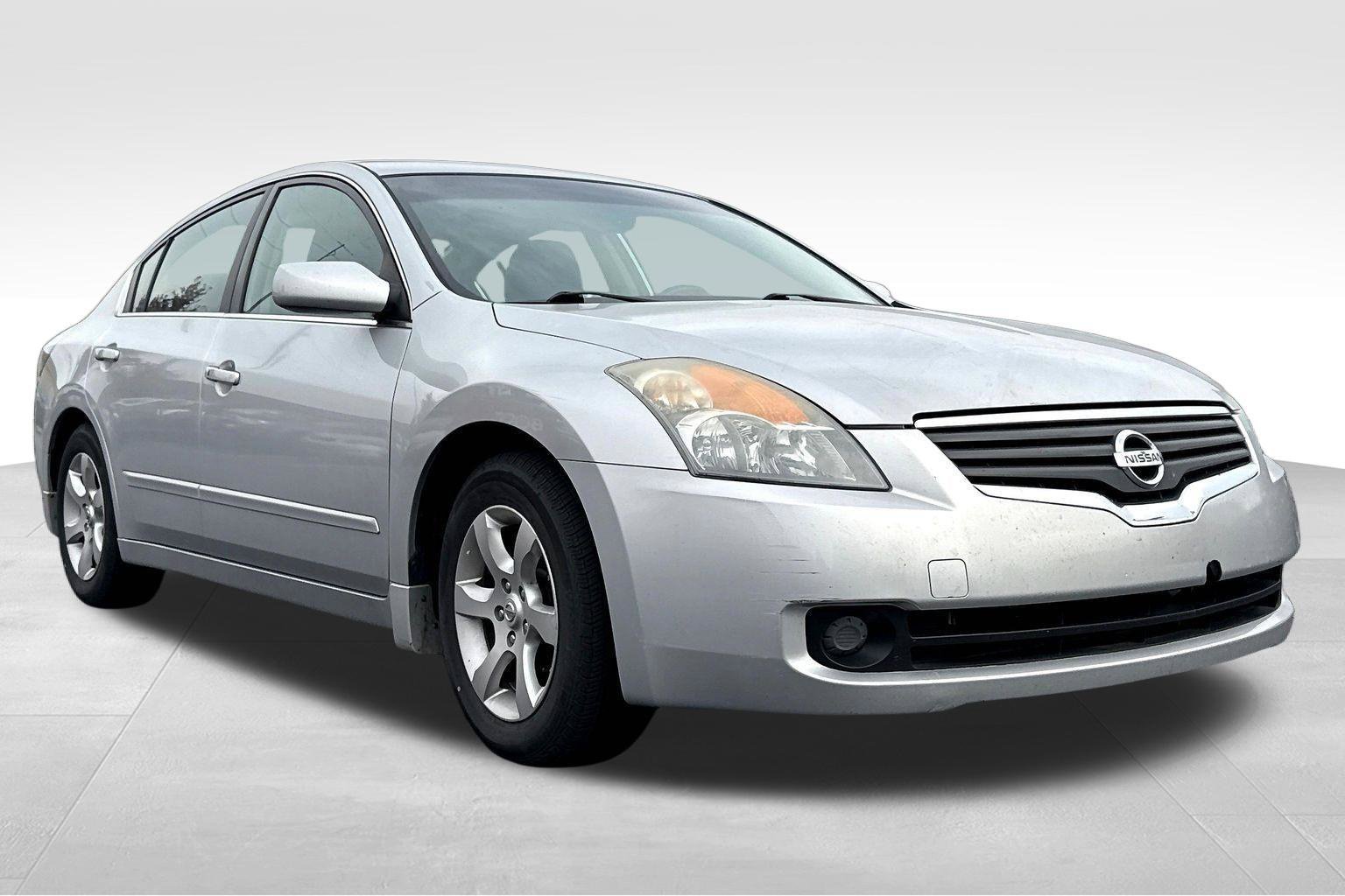 Used 2008 Nissan Altima 2.5 SL w/ SL Pkg FWD image 1