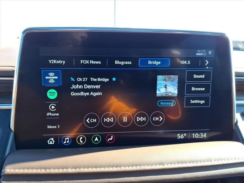 Used 2021 Chevrolet Suburban High Country w/ Premium Package image 49