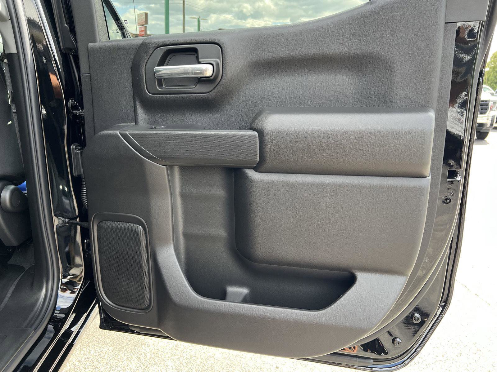 New 2026 GMC Sierra 1500 Pro w/ Graphite Edition image 19