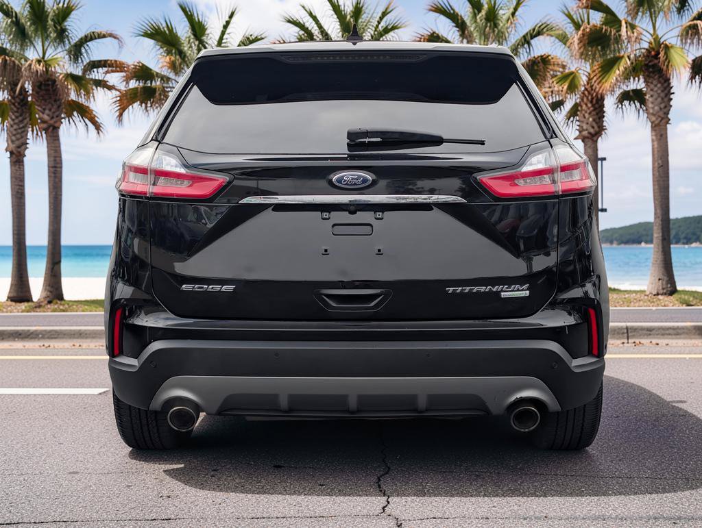 Used 2019 Ford Edge Titanium w/ Equipment Group 301A FWD image 6