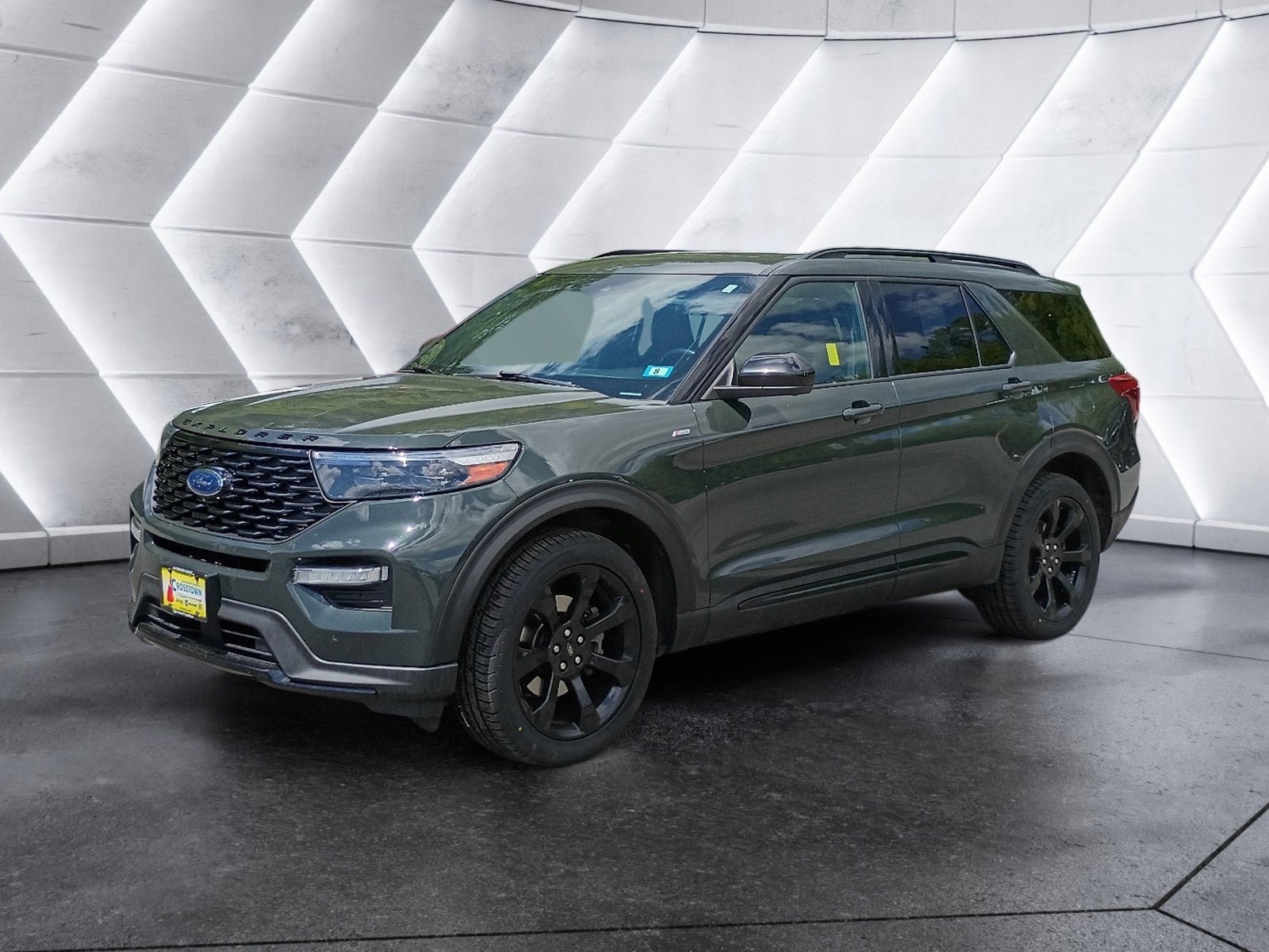 Used 2022 Ford Explorer ST-Line w/ Class IV Trailer Tow Package AWD/4WD image 2