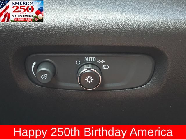 Used 2023 Chevrolet Traverse LT w/ Rear Camera Mirror Package AWD/4WD image 23