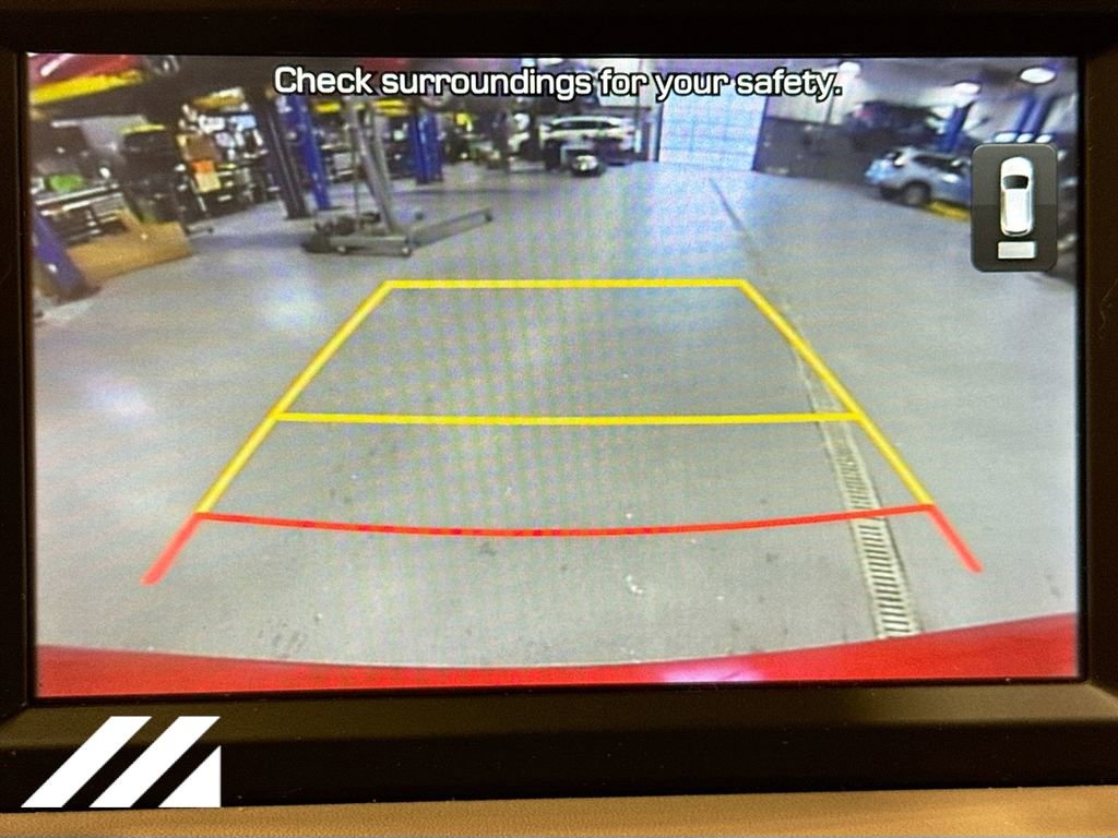 Used 2020 Hyundai Santa Fe SE image 15