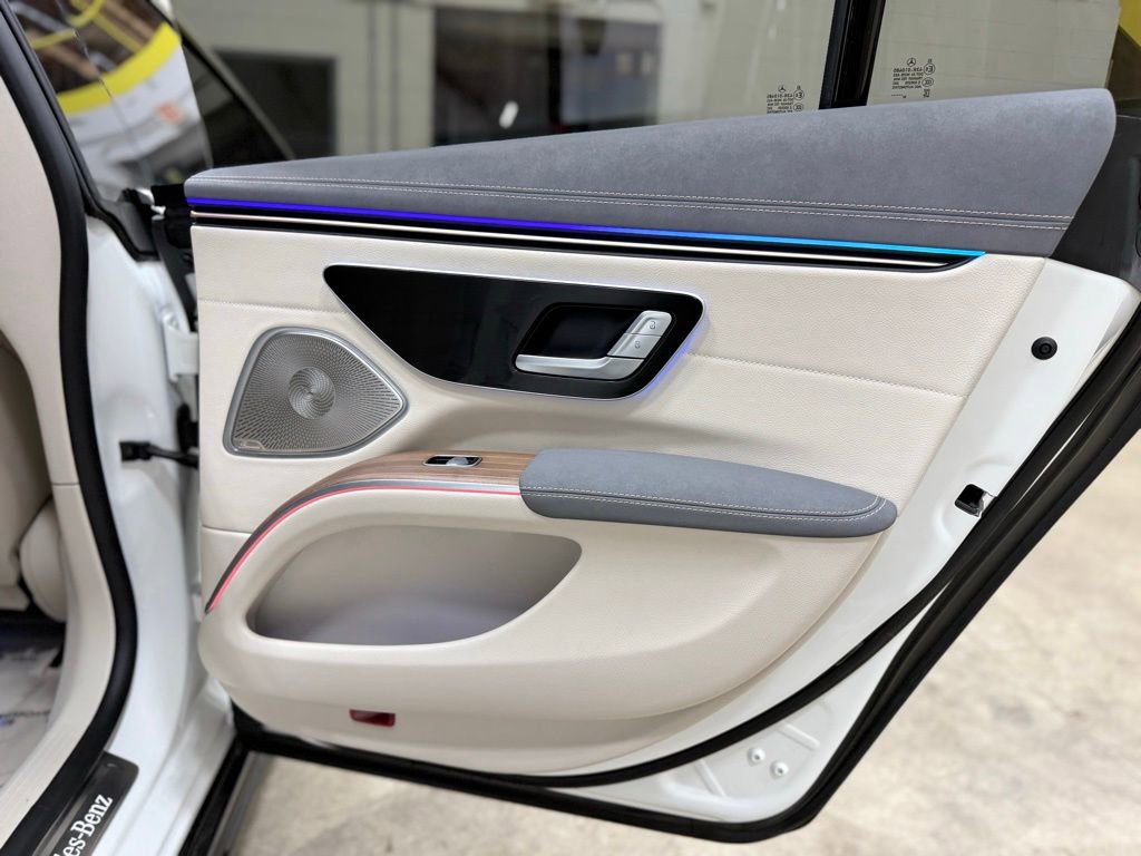 Used 2023 Mercedes-Benz EQS 580 4MATIC Sedan image 52