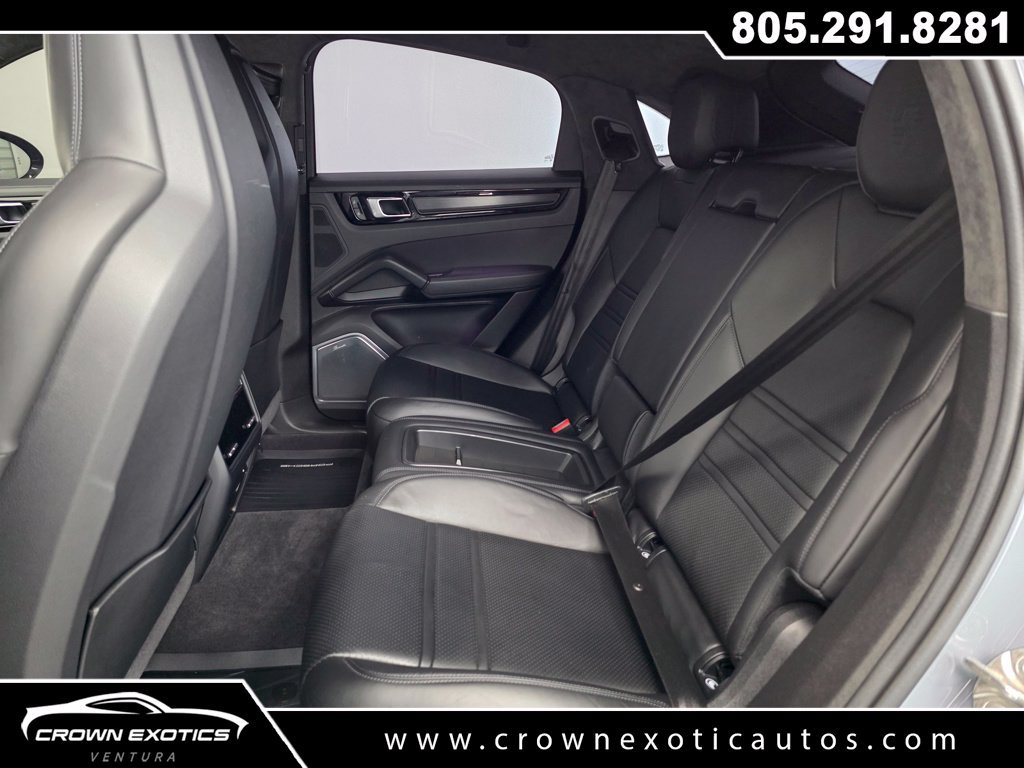 Used 2022 Porsche Cayenne Turbo GT AWD/4WD image 19