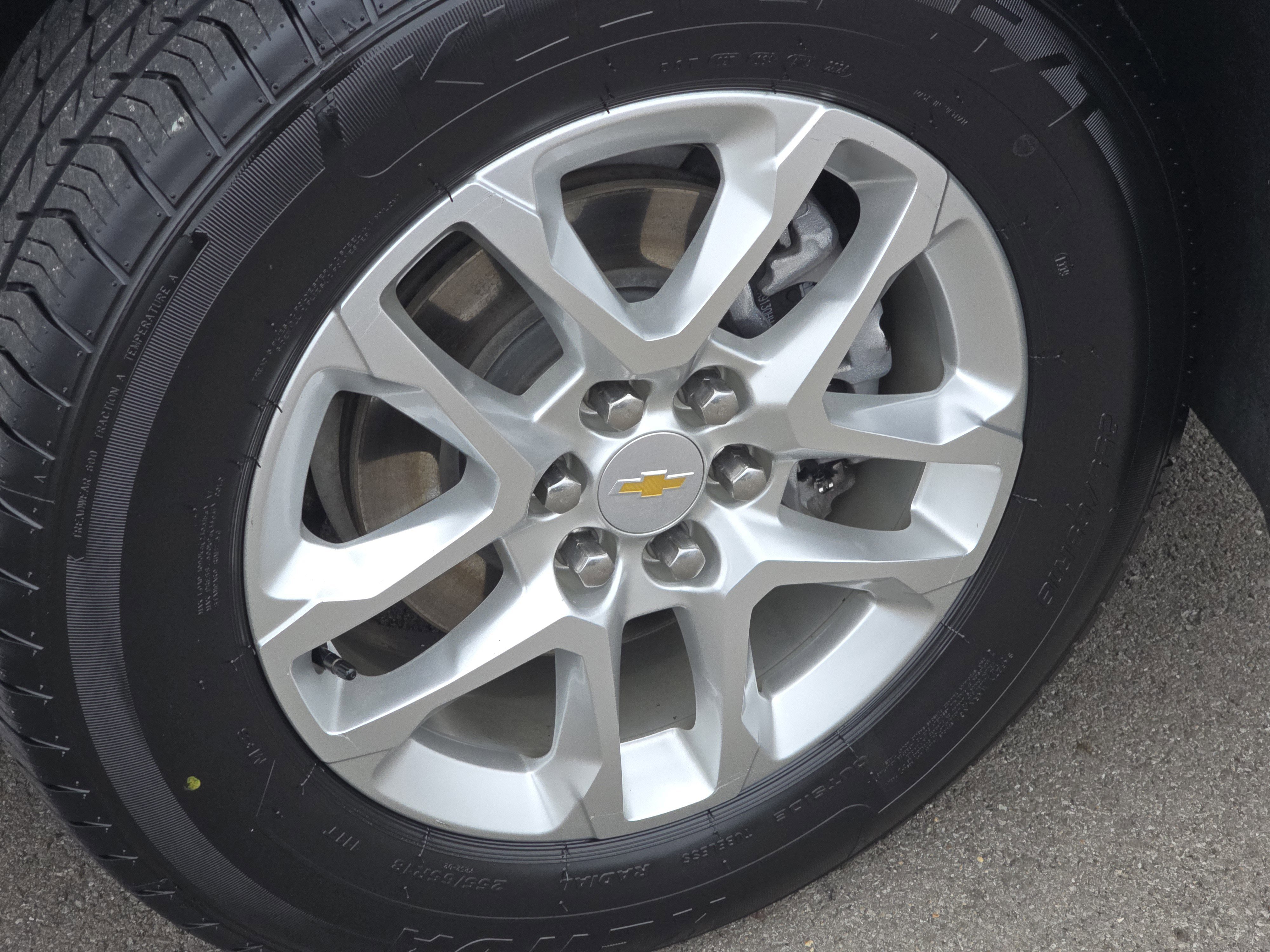 Used 2021 Chevrolet Traverse LT w/ LPO, Floor Liner Package image 13