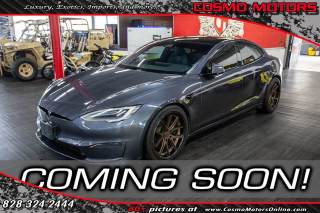 Used 2021 Tesla Model S Plaid image 1