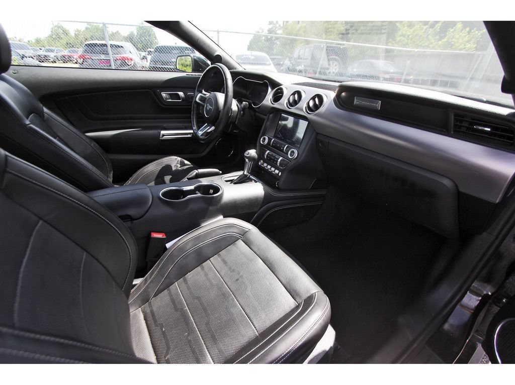 Used 2022 Ford Mustang GT Premium w/ Equipment Group 401A RWD image 11