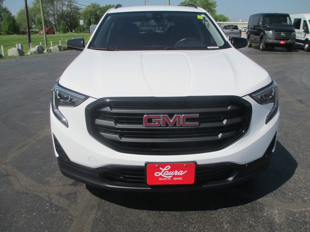 Used 2020 GMC Terrain SLE w/ Driver Convenience Package image 11
