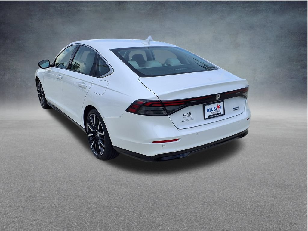 Used 2023 Honda Accord Touring image 6