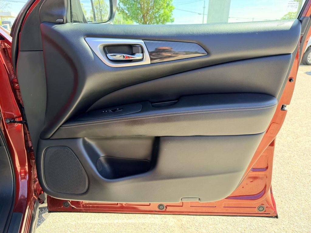 Used 2020 Nissan Pathfinder SV w/ Rock Creek Edition image 12