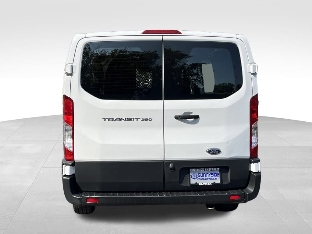 Used 2022 Ford Transit 250 Low Roof w/ Exterior Upgrade Package image 4