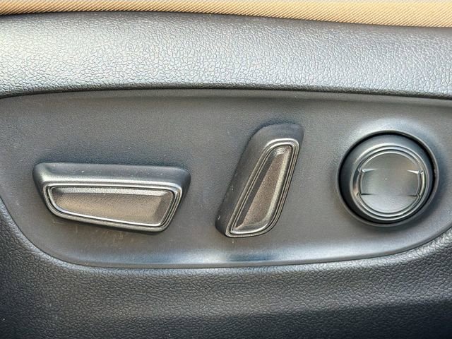 Used 2021 Toyota RAV4 XLE image 24