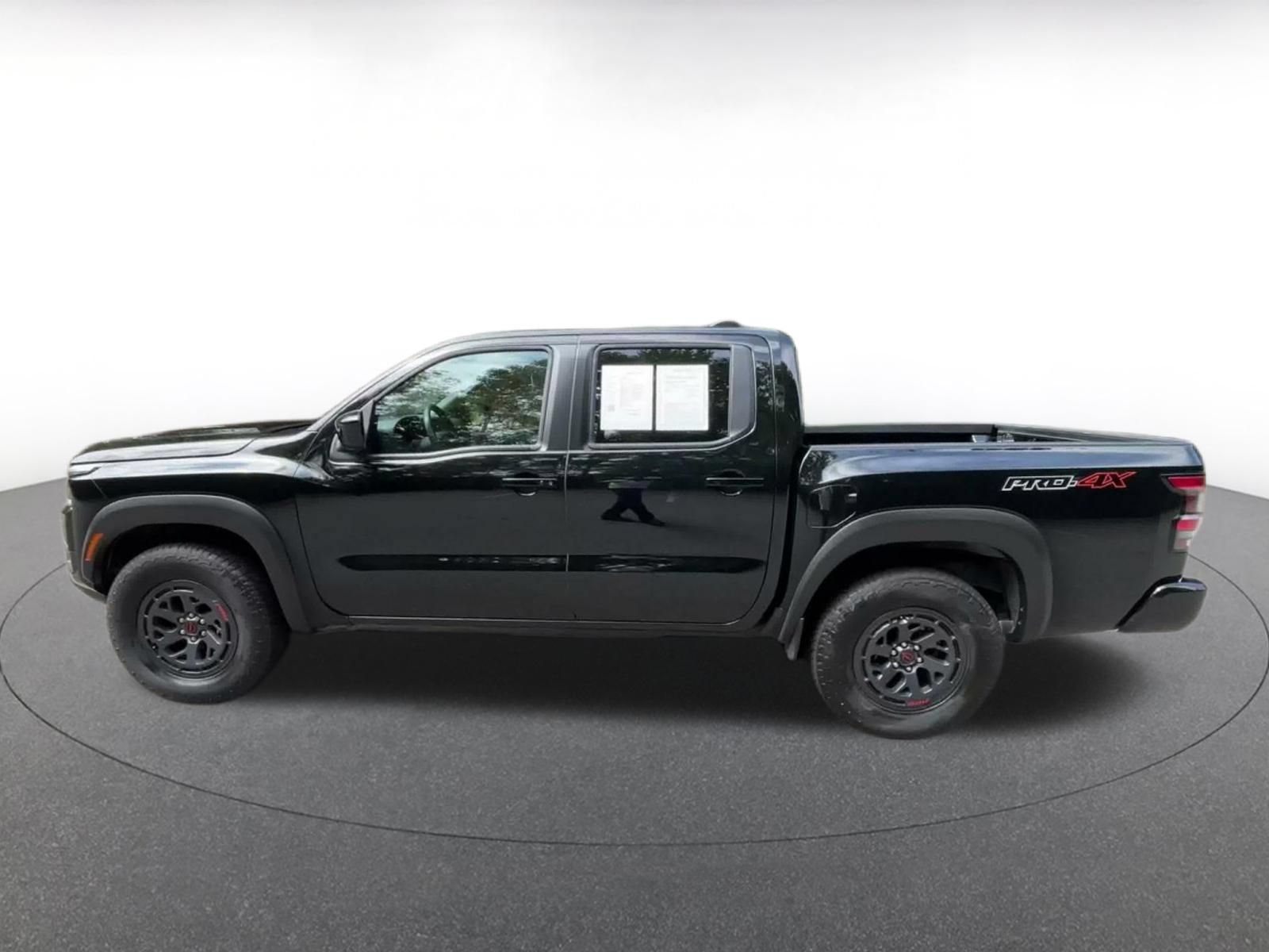 Used 2026 Nissan Frontier PRO-4X AWD/4WD image 8