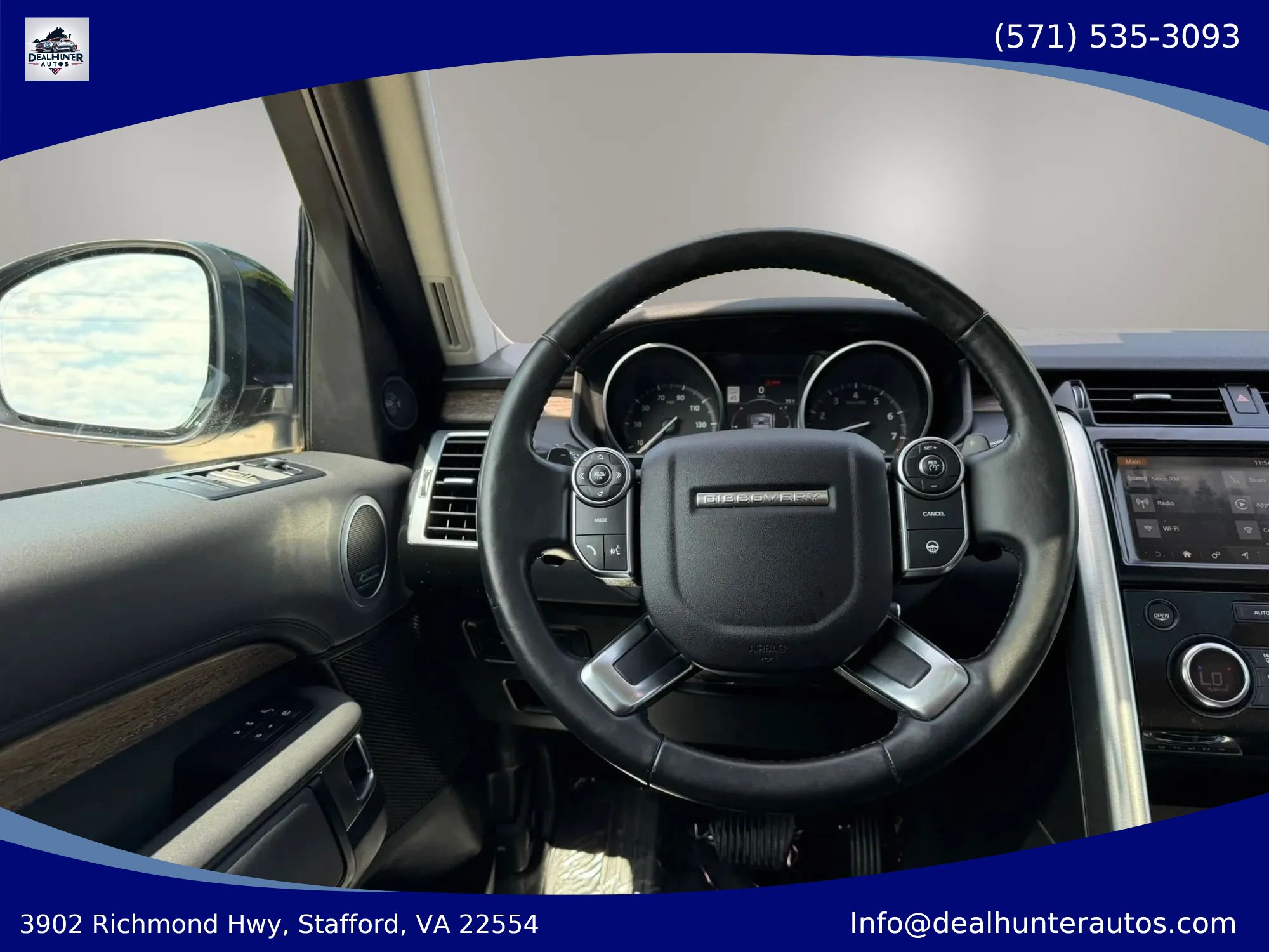 Used 2017 Land Rover Discovery HSE AWD/4WD image 36