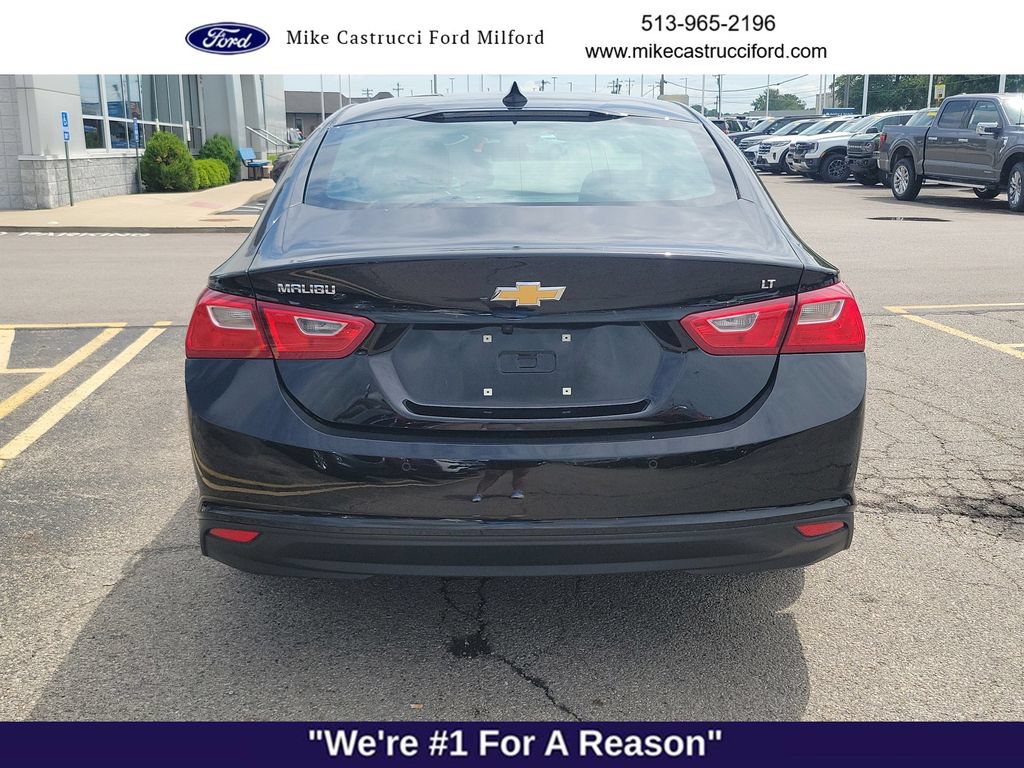 Used 2025 Chevrolet Malibu LT FWD image 4