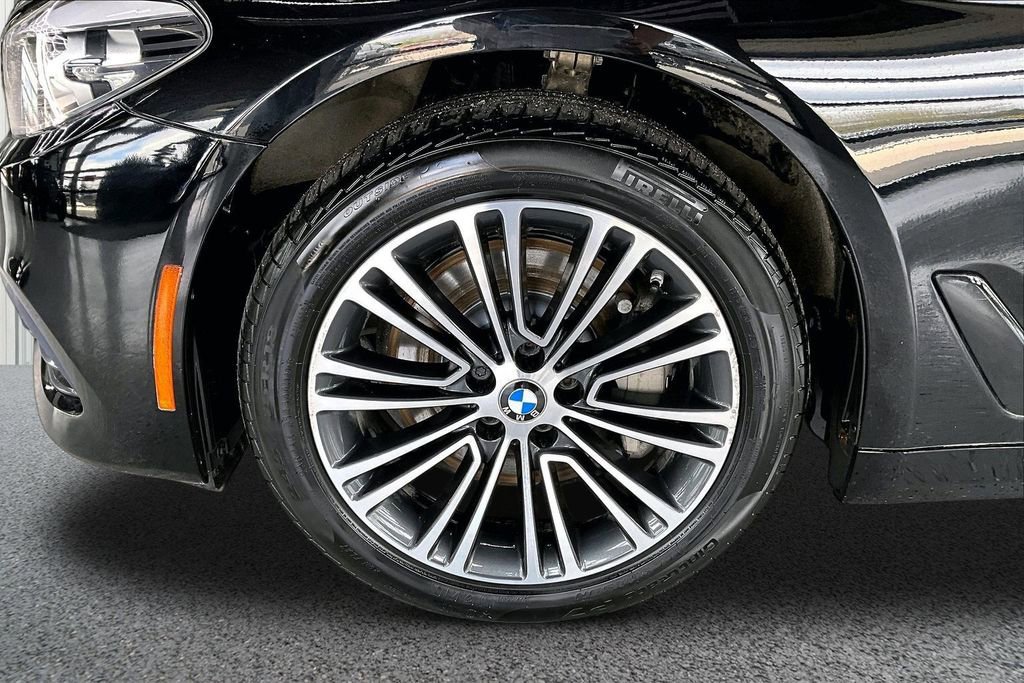 Used 2018 BMW 530i xDrive AWD/4WD image 35