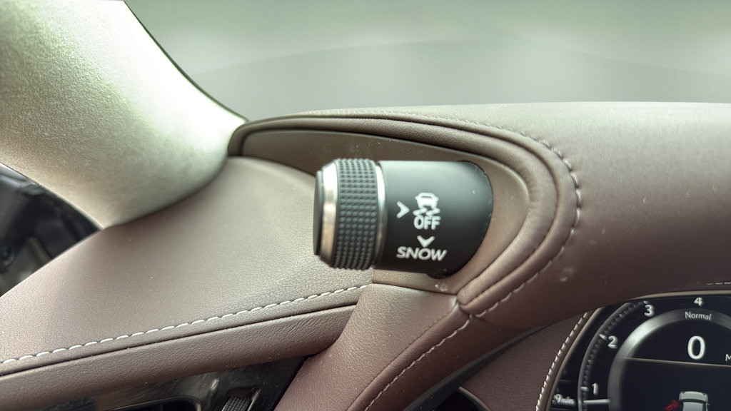 Used 2019 Lexus LS 500 AWD w/ Interior Upgrade Package image 23