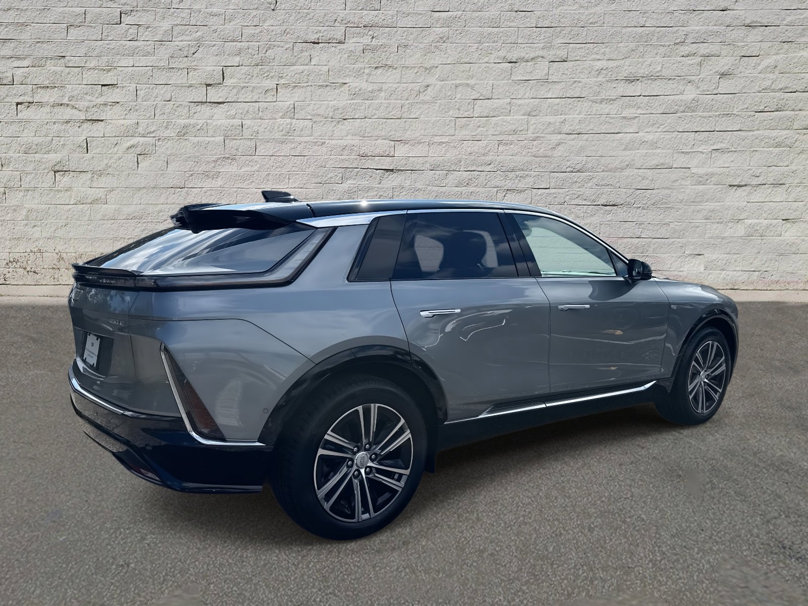 New 2026 Cadillac Lyriq Luxury image 5