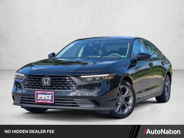 Used 2023 Honda Accord EX image 1