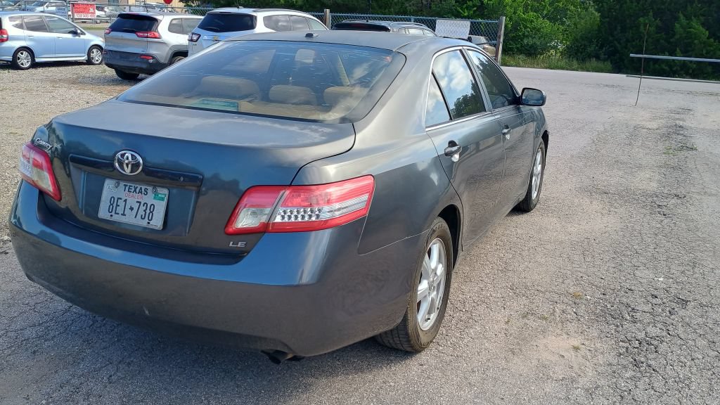 Used 2010 Toyota Camry FWD image 5