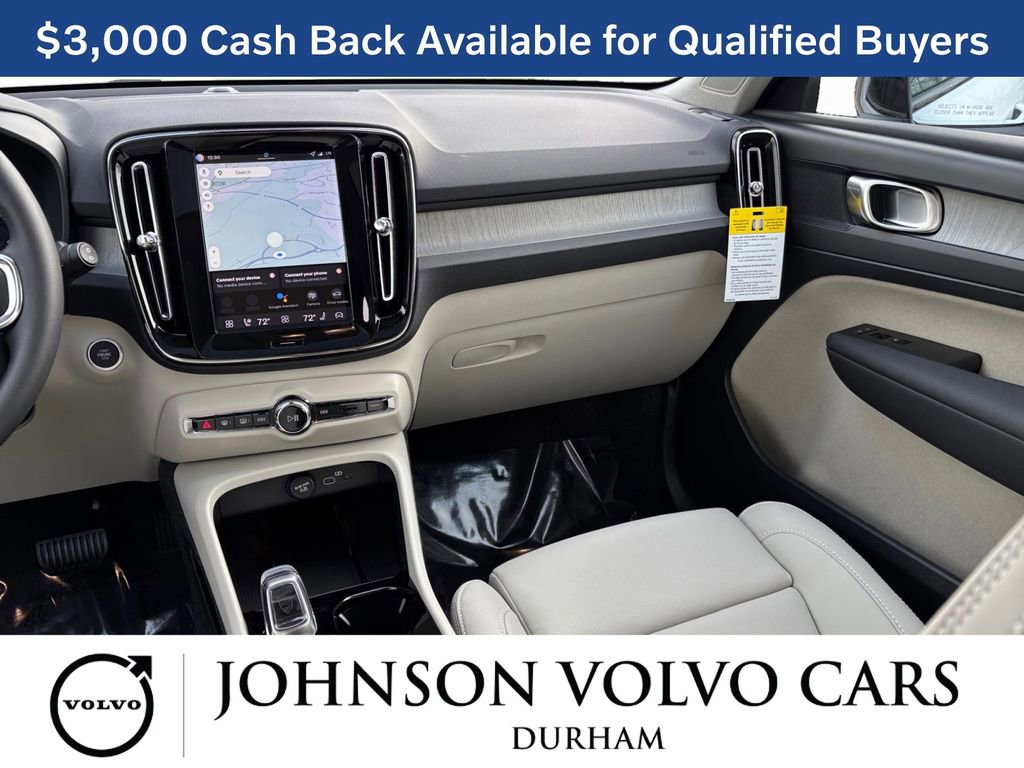 New 2026 Volvo XC40 B4 Plus w/ Climate Package image 9