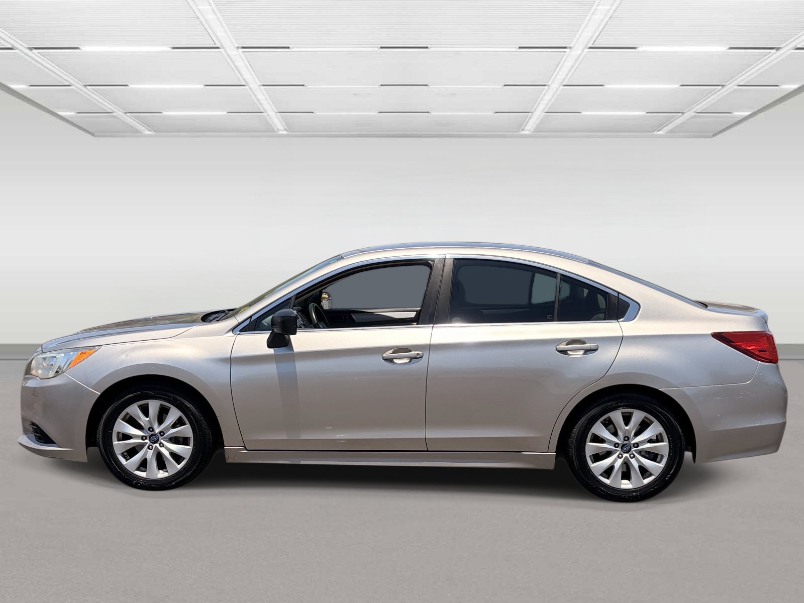 Used 2017 Subaru Legacy 2.5i w/ Alloy Wheel Package AWD/4WD image 2