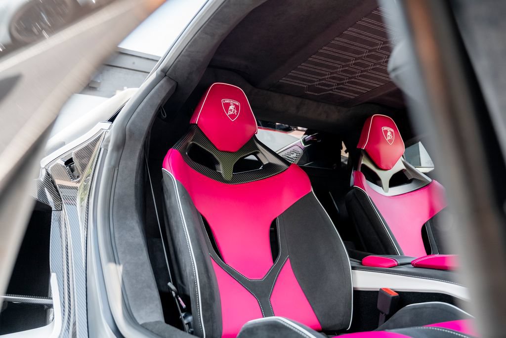 Used 2025 Lamborghini Revuelto AWD/4WD image 78