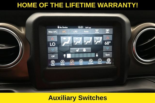 Used 2018 Jeep Wrangler Unlimited Rubicon w/ Cold Weather Group AWD/4WD image 26