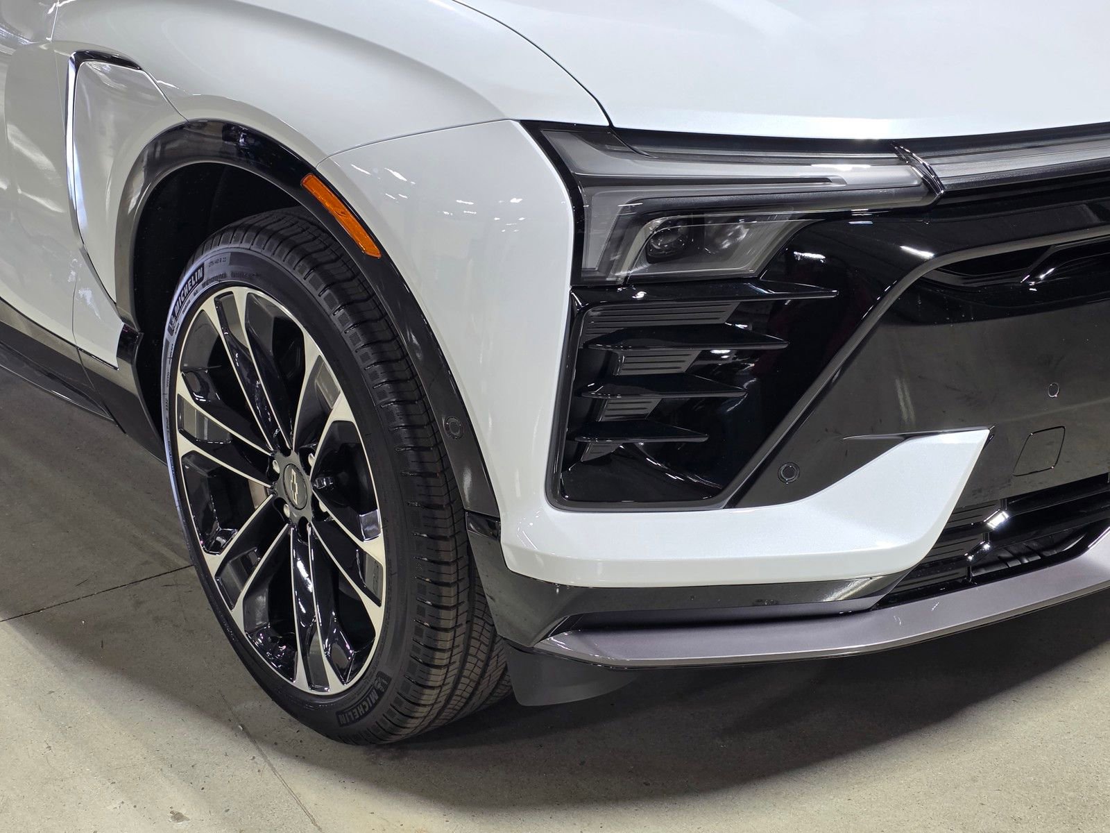 New 2026 Chevrolet Blazer EV SS AWD/4WD image 10