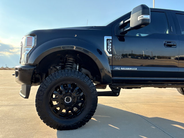 Used 2022 Ford F350 Lariat w/ Lariat Ultimate Package AWD/4WD image 5
