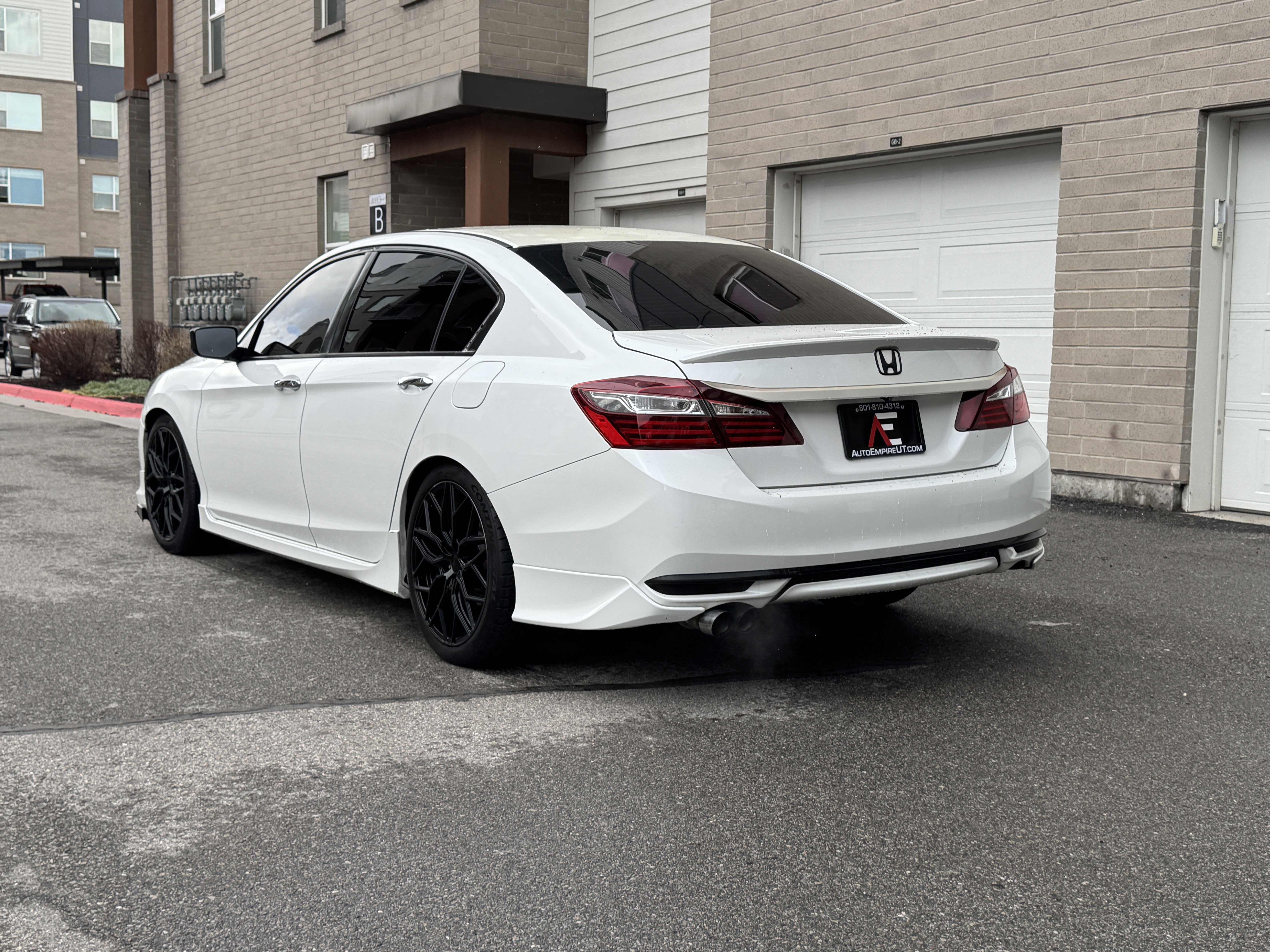 Used 2017 Honda Accord Sport image 4