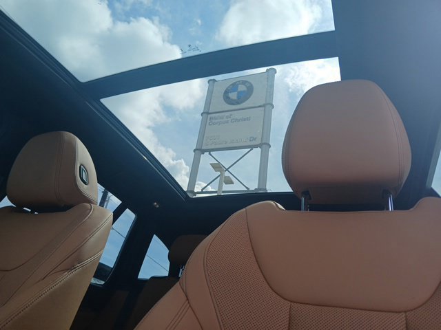 Used 2024 BMW X3 sDrive30i w/ M Sport Package RWD image 28