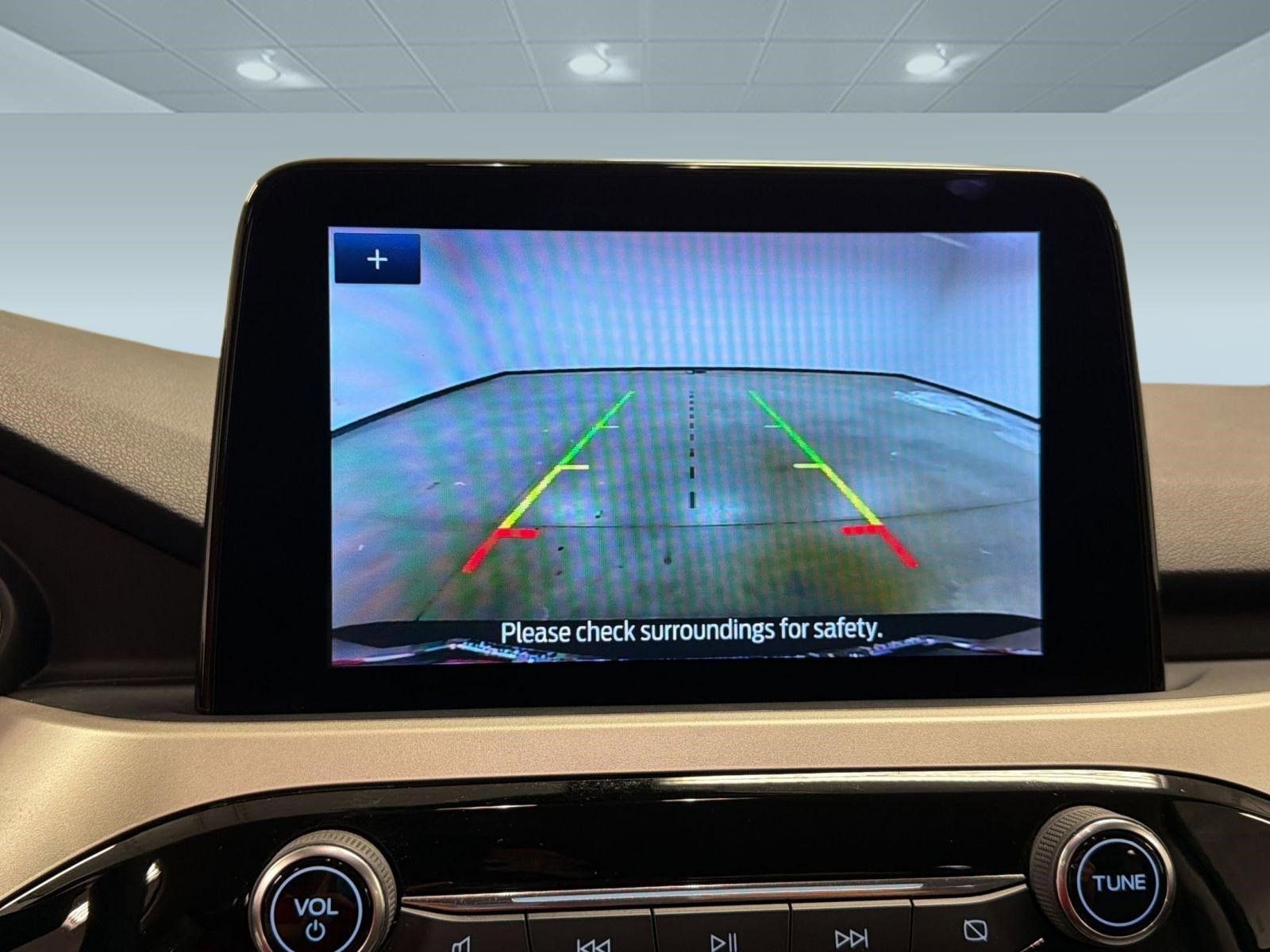 Used 2022 Ford Escape SE w/ Convenience Package FWD image 25