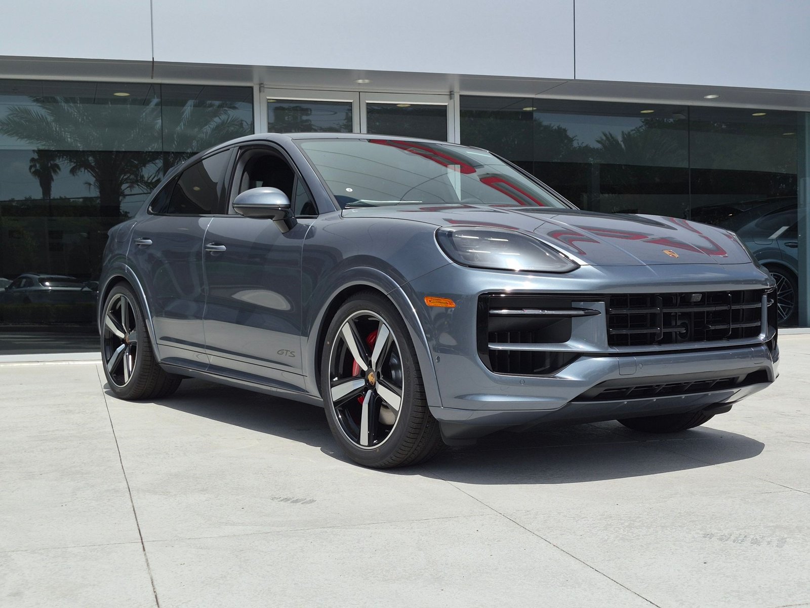 New 2026 Porsche Cayenne GTS AWD/4WD image 7