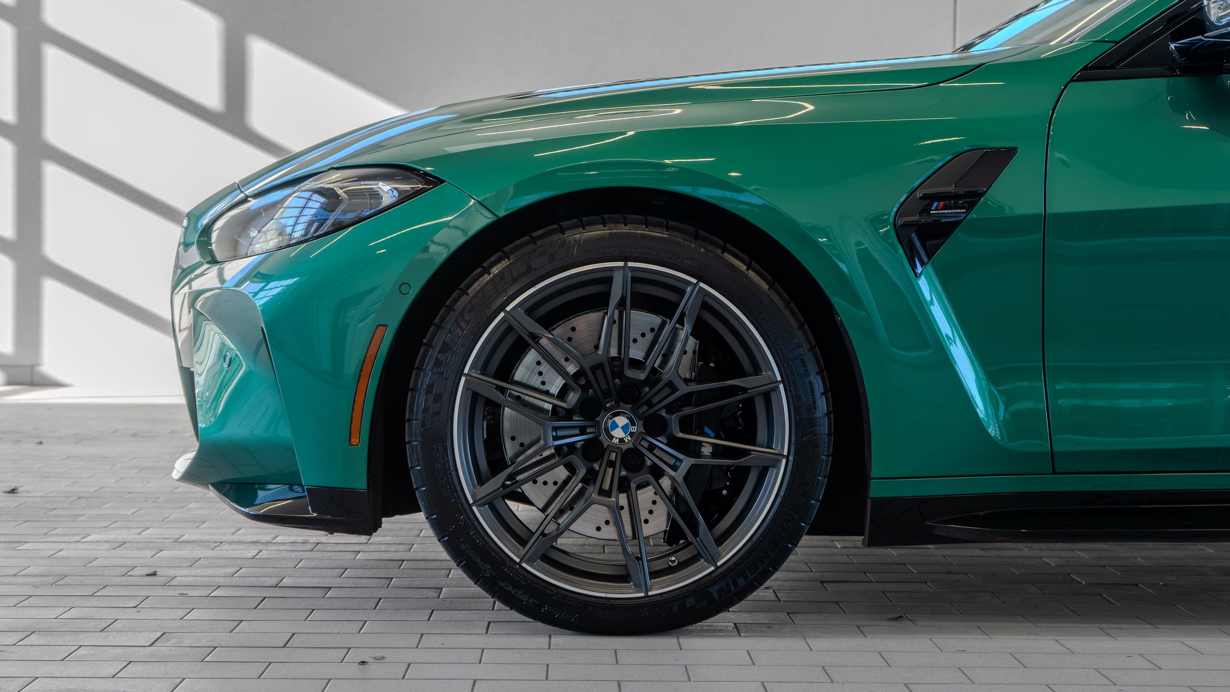 Used 2021 BMW M4 Competition w/ M Carbon Exterior Package image 4