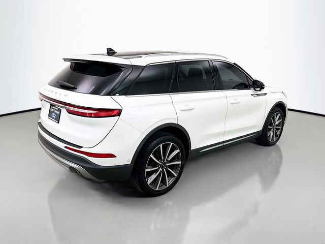 Used 2020 Lincoln Corsair Reserve image 7