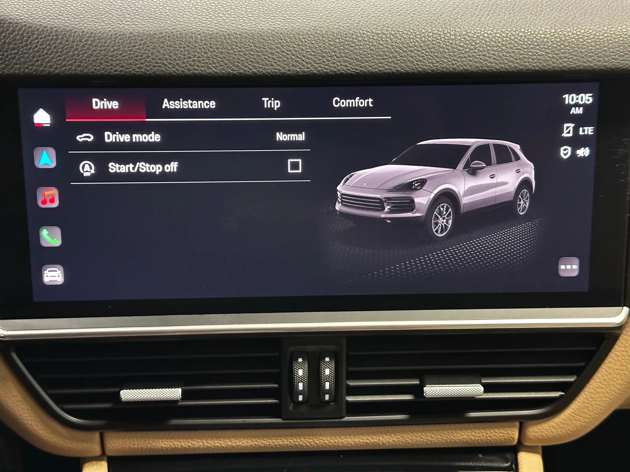 Used 2022 Porsche Cayenne Platinum Edition w/ Premium Package Plus image 41