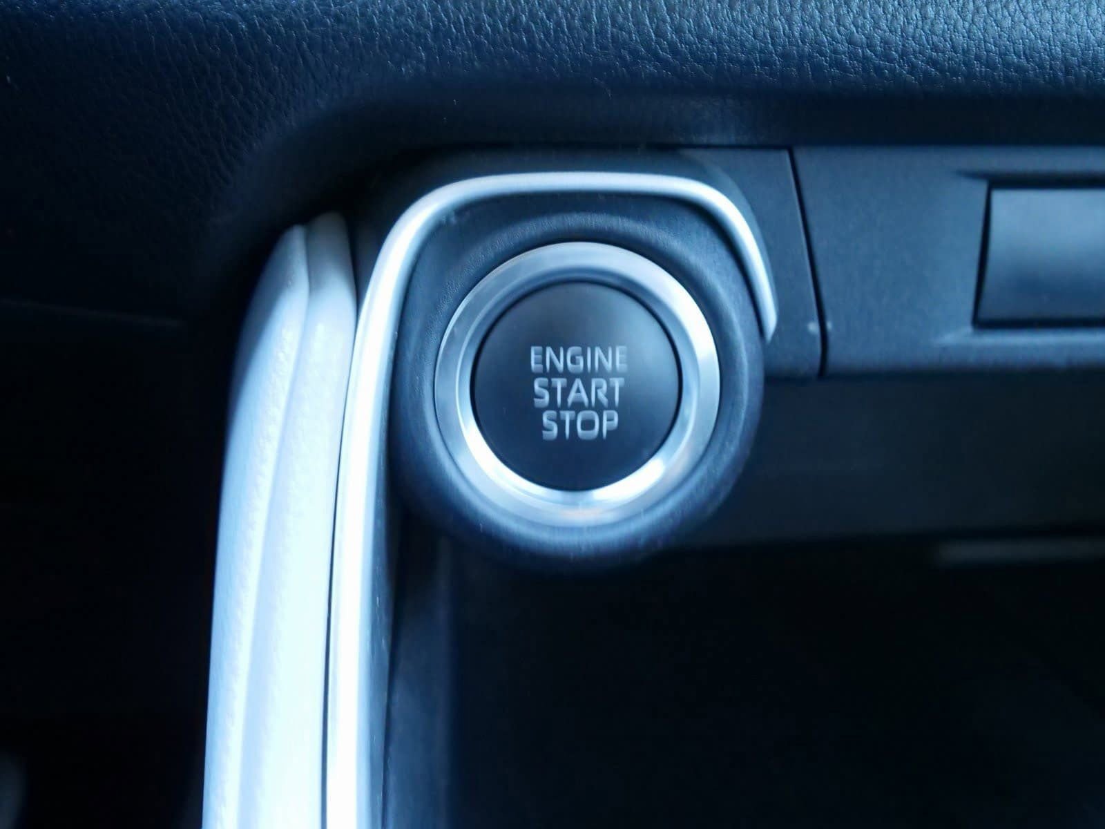 Used 2025 Toyota Grand Highlander AWD image 27