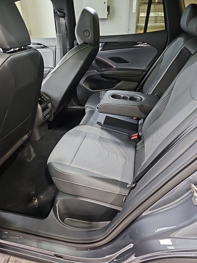 New 2026 Volkswagen Tiguan SE R-Line image 22