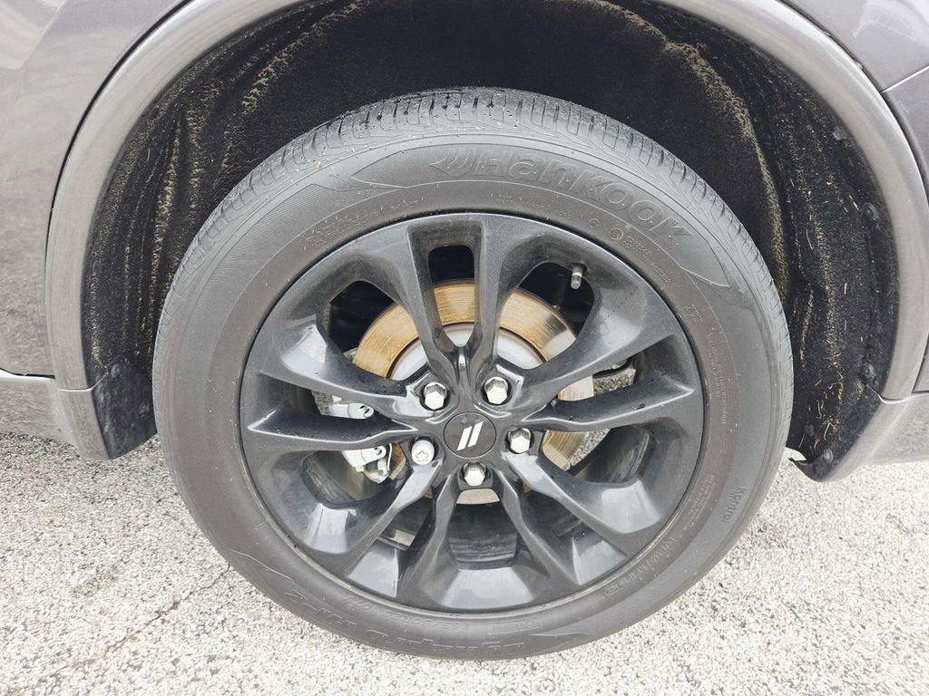 Used 2020 Dodge Durango R/T w/ Blacktop Package AWD/4WD image 16