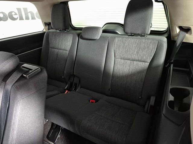 Used 2022 Ford Expedition XLT image 25