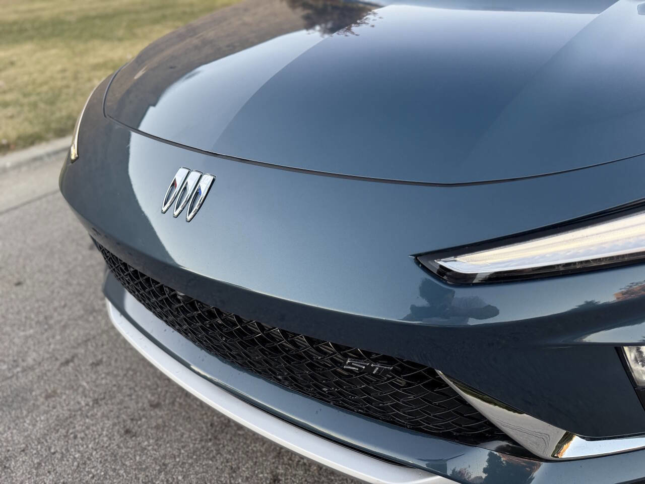 Used 2025 Buick Envista Sport Touring w/ Convenience I Package image 8