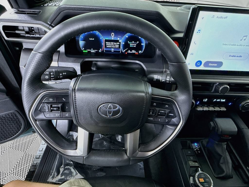 Certified 2025 Toyota 4Runner TRD Off-Road Premium AWD/4WD image 23