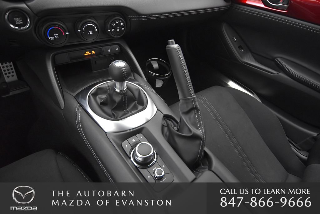 New 2026 MAZDA MX-5 Miata Club w/ Interior Package RWD image 33