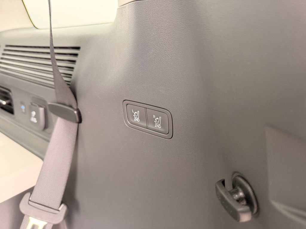 Used 2024 Hyundai Santa Fe Calligraphy image 41