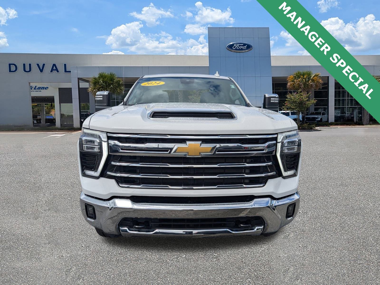 Used 2024 Chevrolet Silverado 2500 LTZ image 8