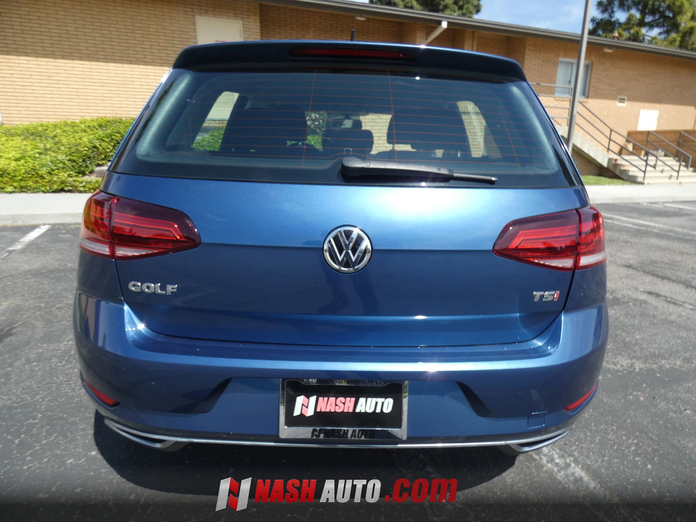 Used 2018 Volkswagen Golf S FWD image 10