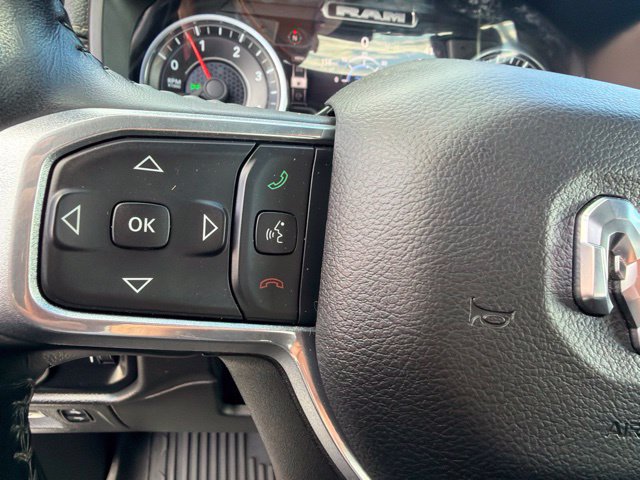 Used 2023 RAM 1500 Laramie AWD/4WD image 16